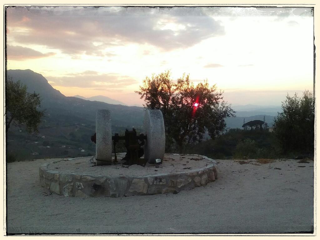 Agriturismo San Michele Paternopoli Bagian luar foto